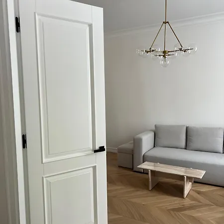 Modern In Center Lägenhet *